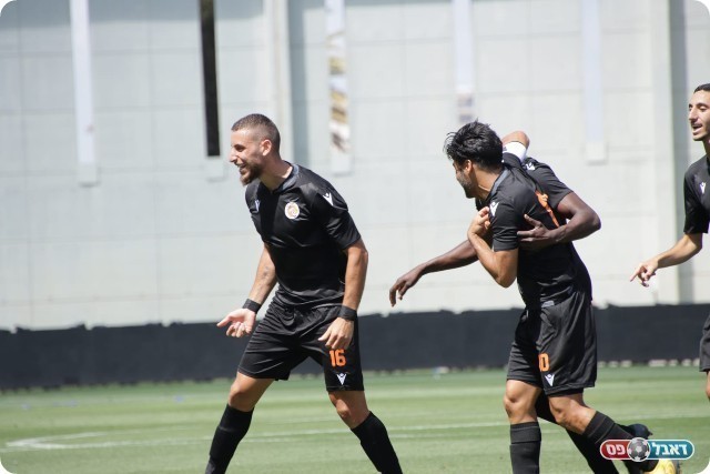 חגיגות השער השני (בן מלניק)